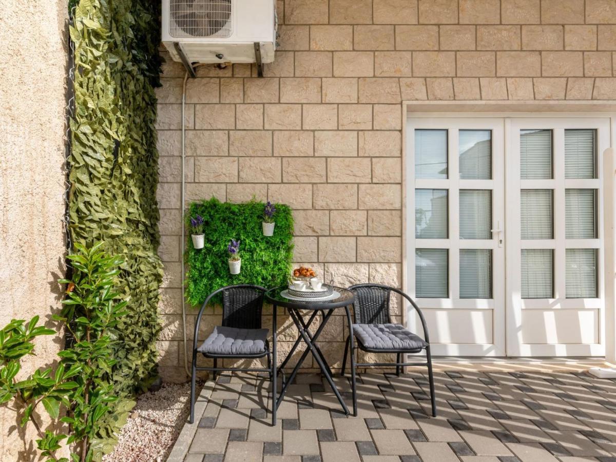 Apartment Niko 2 By Interhome Duce Bagian luar foto